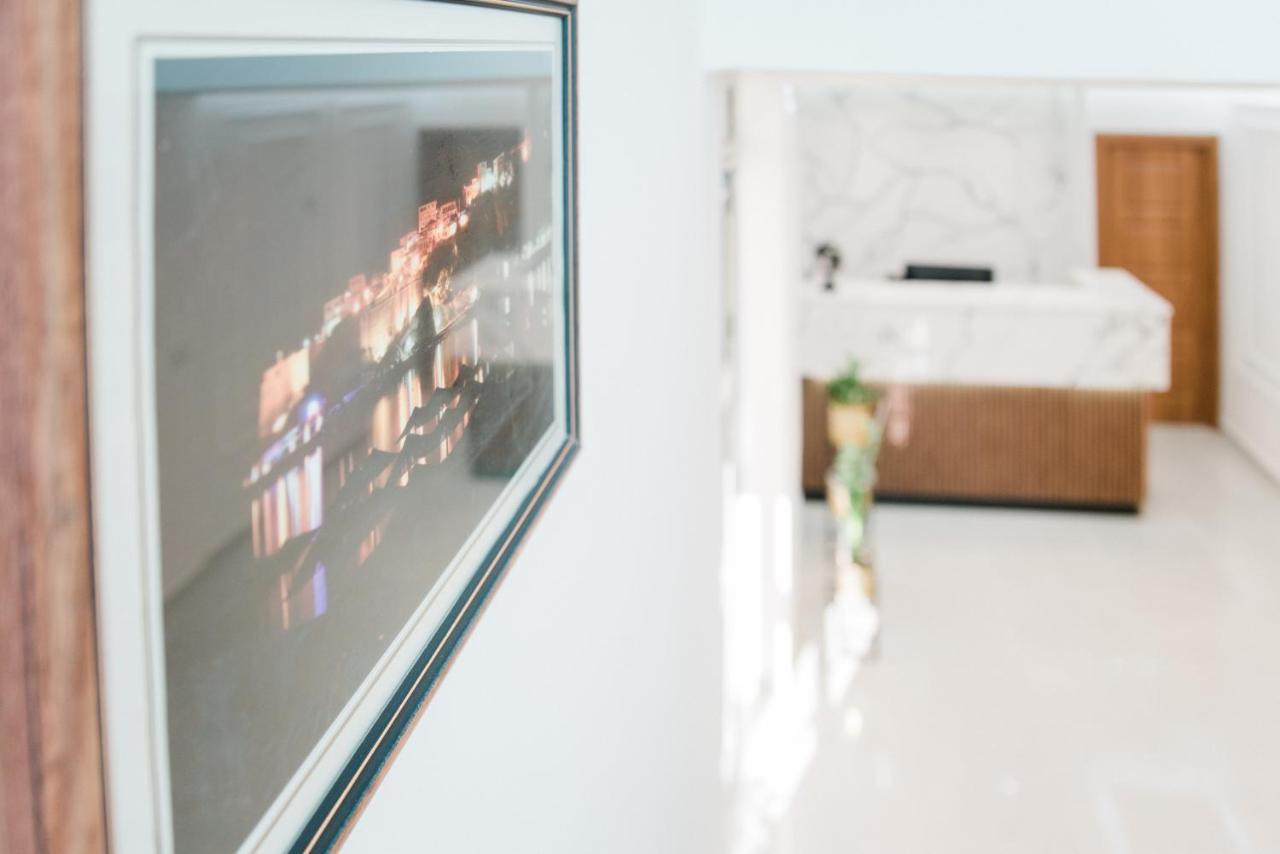 Apartments Casa Mia 울친 외부 사진