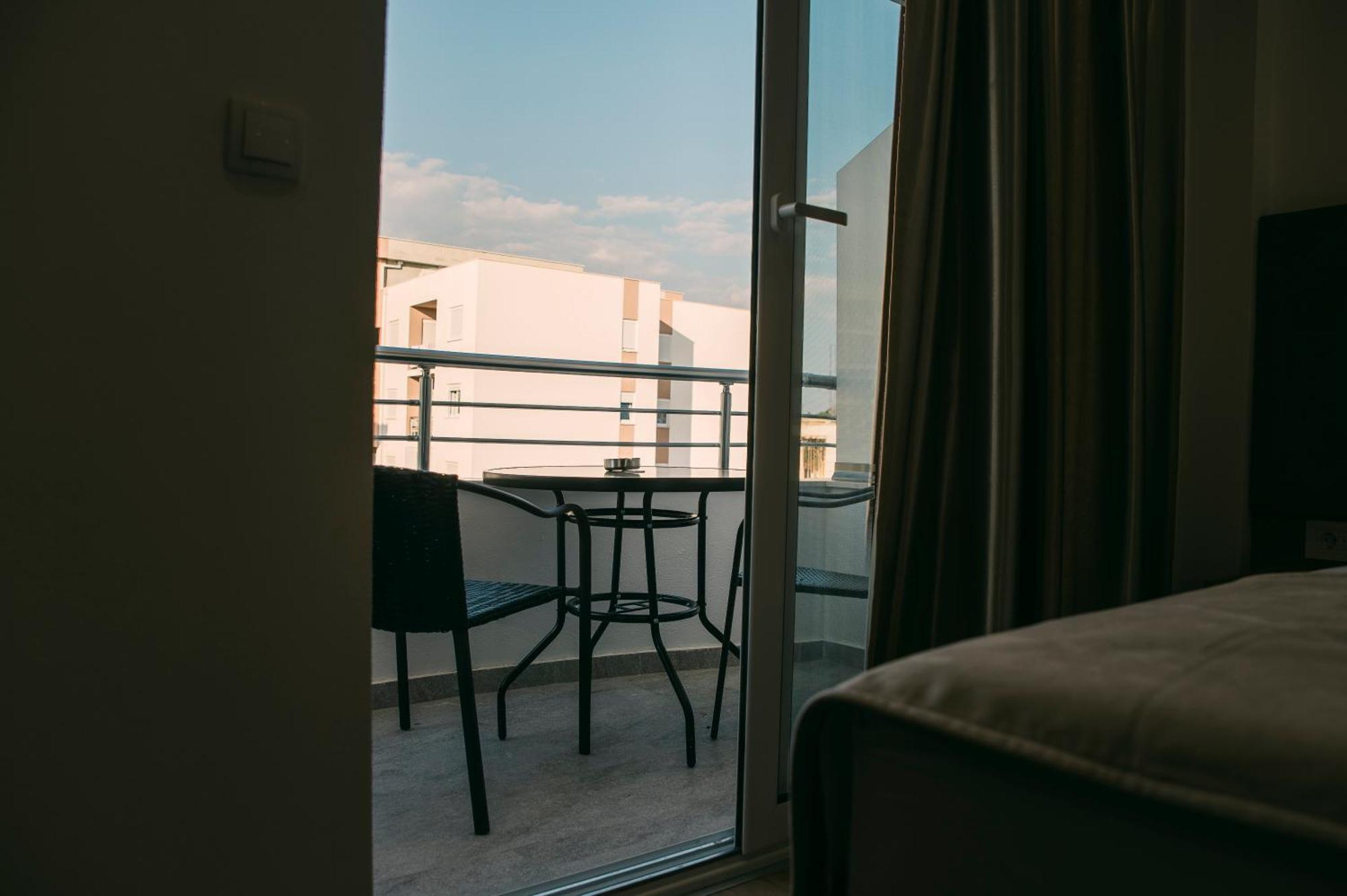 Apartments Casa Mia 울친 외부 사진
